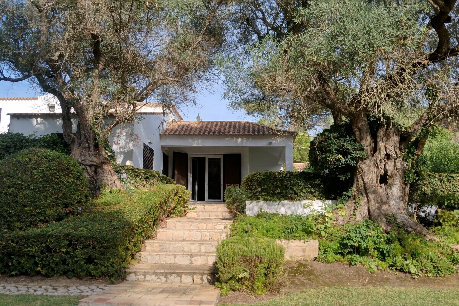 Einfahrt Villa Ocean Balaia