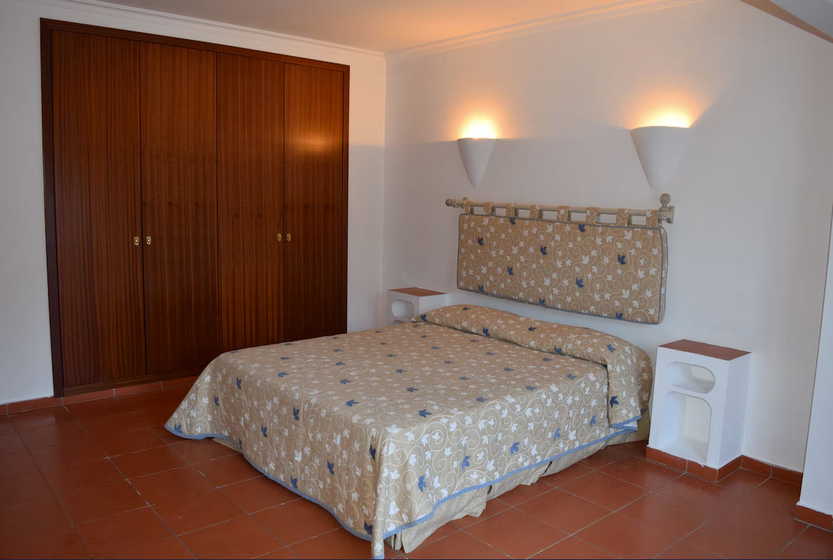 Schlafzimmer 2
